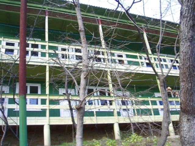 Карабах алушта малый маяк. Турбаза карабах. Турбаза карабах. Турбаза карабах малый маяк. Туристическая база карабах фото.