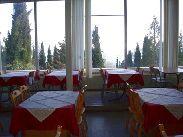 Крым карабах малый маяк. Турбаза долина привидений крым. Турбаза карабах малый маяк. Карабах алушта малый маяк. Турбаза долина привидений, село лучистое.