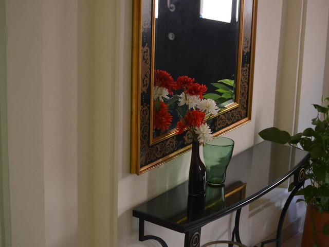 фото отеля Ramee Regent Beach Resort изображение №9