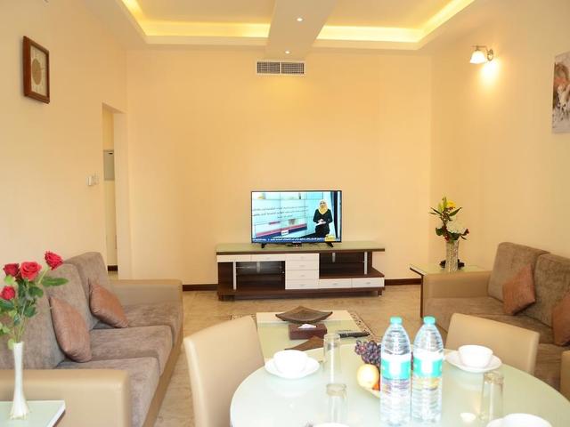 фотографии Arcadia Hotel Suites (ex. Al Gaddah Hotel Suites) изображение №12