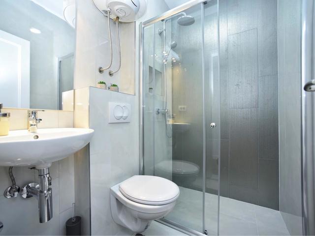 фотографии Apartments 110 (Ex. Guest House Adrovic) изображение №20