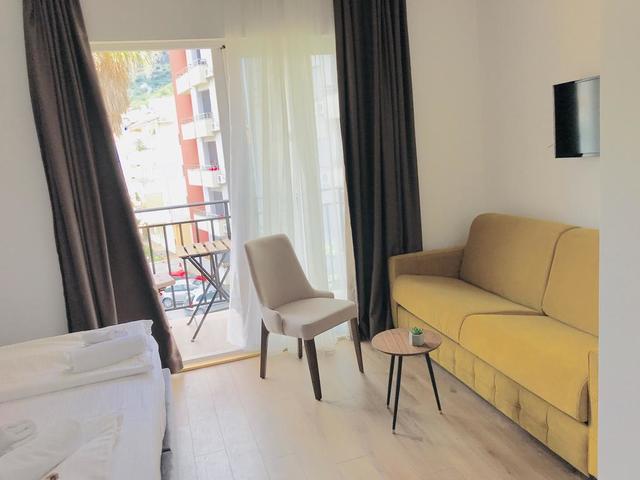 фотографии Apartments 110 (Ex. Guest House Adrovic) изображение №16