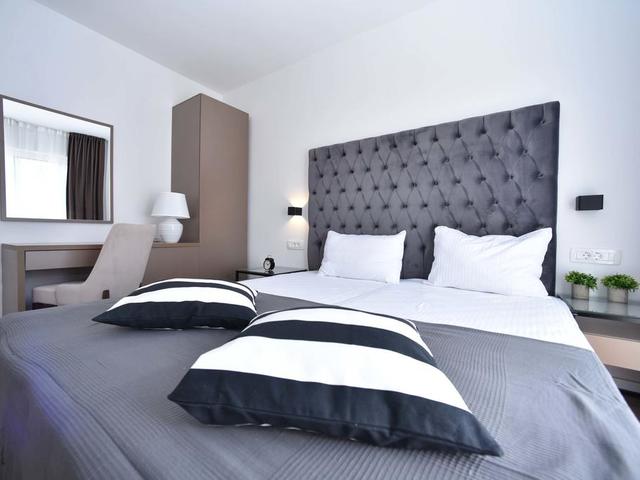 фотографии отеля Apartments 110 (Ex. Guest House Adrovic) изображение №15