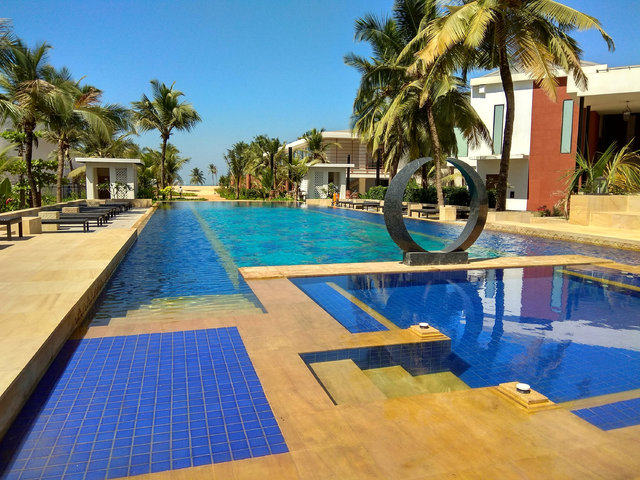 http://Azaya%20Beach%20Resort