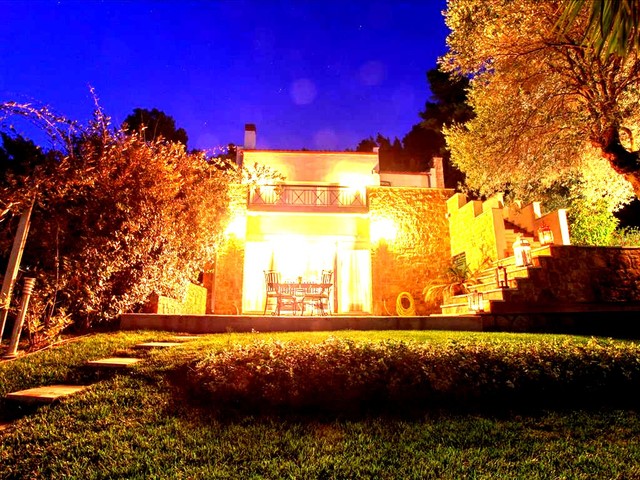 фото отеля Villa in Fourka изображение №1