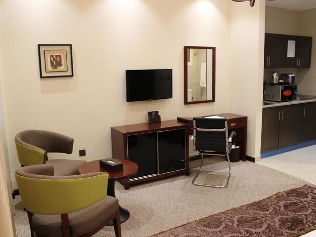 фото Better Living Hotel Apartments (ex. Milestone Hotel Apartment) изображение №34