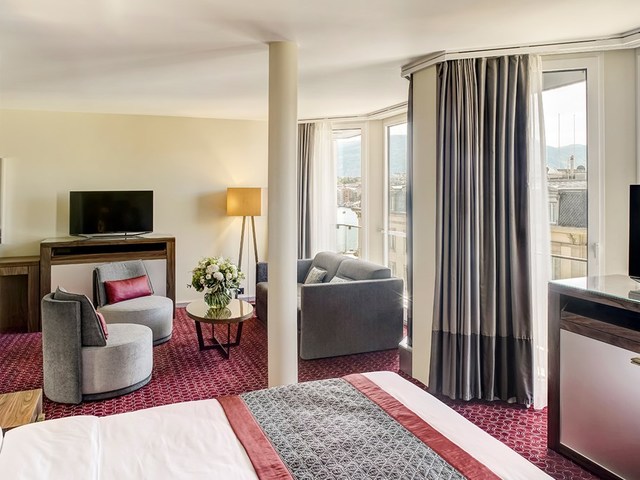 фото отеля Grand Hotel Kempinski Geneva (ех. Le Palace Hilton Geneva) изображение №85