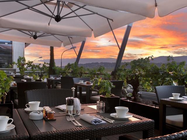 фото отеля Grand Hotel Kempinski Geneva (ех. Le Palace Hilton Geneva) изображение №61