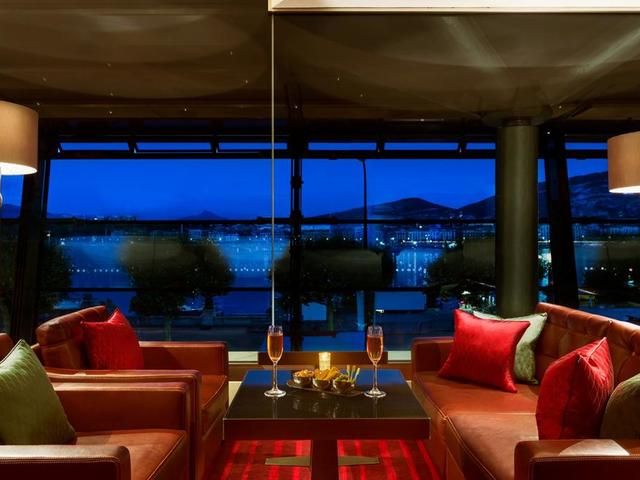 фотографии Grand Hotel Kempinski Geneva (ех. Le Palace Hilton Geneva) изображение №28