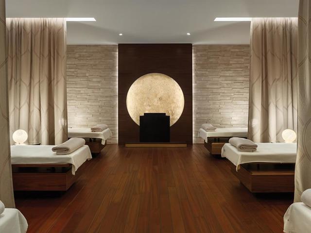 фото Grand Hotel Kempinski Geneva (ех. Le Palace Hilton Geneva) изображение №14