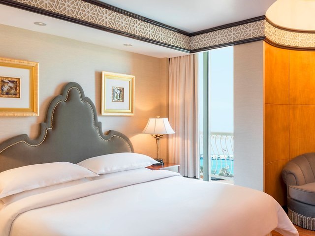 фото отеля Sheraton Abu Dhabi Hotel & Resort изображение №9