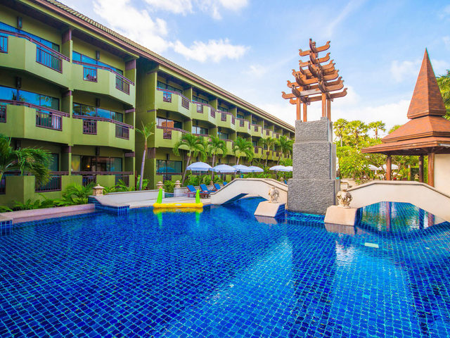 фото отеля Phuket Island View изображение №1