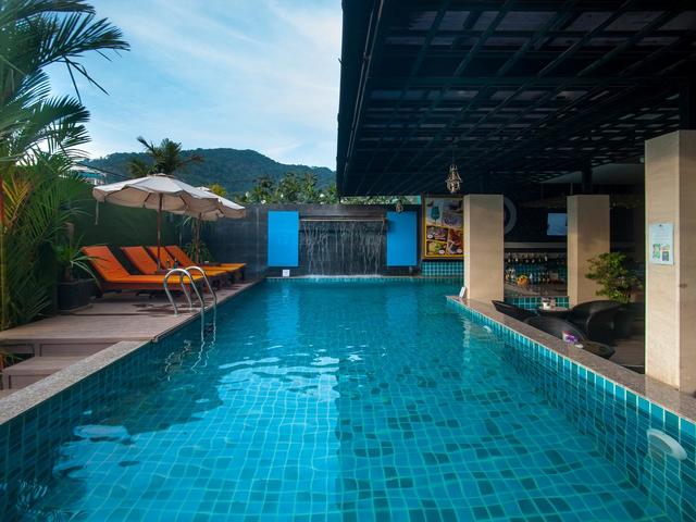фото отеля Tuana Blue Sky Patong (ex. Blue Sky Patong) изображение №1