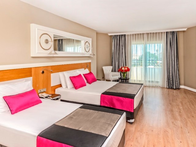 фотографии Serenis изображение №60