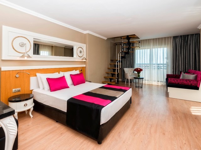 фото Serenis изображение №46