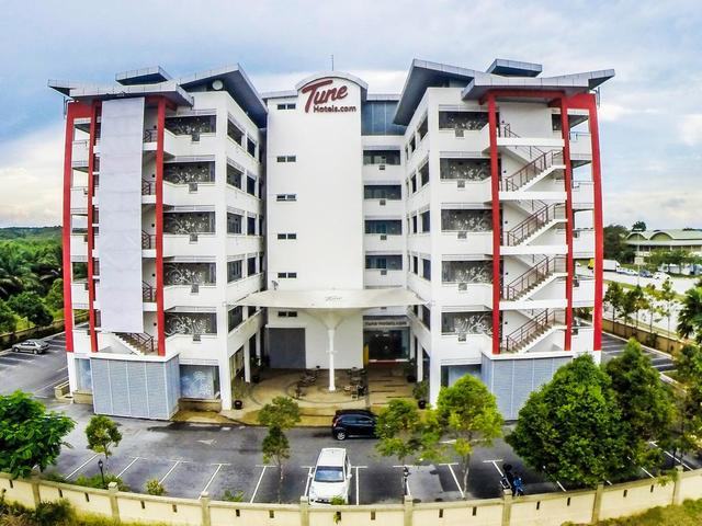 Tune Hotel KLIA Aeropolis