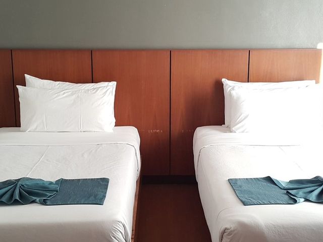 фото The Leela Resort & Spa Pattaya (ex. Leelawadee Lagoon Resort) изображение №54