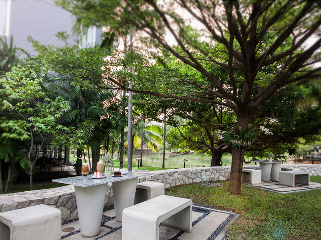 фото The Leela Resort & Spa Pattaya (ex. Leelawadee Lagoon Resort) изображение №18