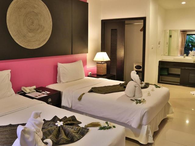 фото Nai Yang Beach Resort & Spa изображение №30