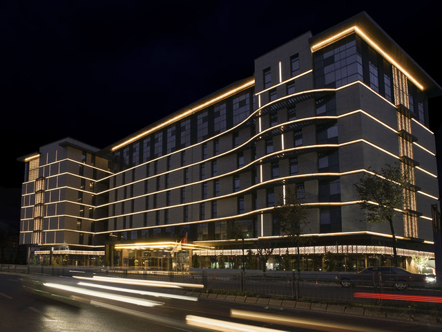 фотографии отеля Titanic Downtown Beyoglu изображение №3