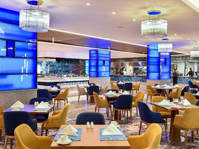 фотографии отеля Crowne Plaza Istanbul - Florya изображение №75