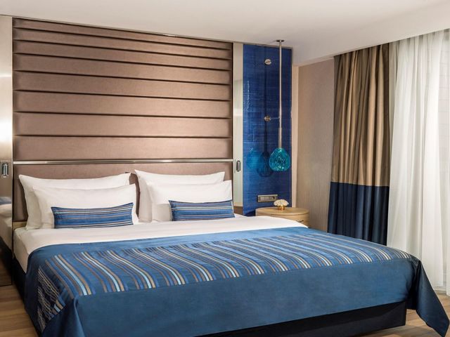 фото отеля Crowne Plaza Istanbul - Florya изображение №53