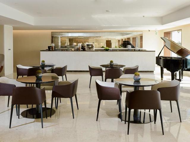 фотографии отеля Crowne Plaza Muscat By IHG изображение №63