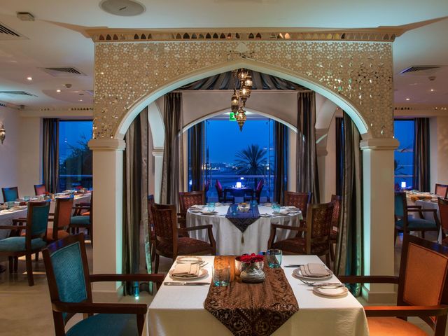 фото Crowne Plaza Muscat By IHG изображение №42