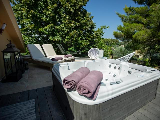 фото отеля Anemone Villa изображение №29