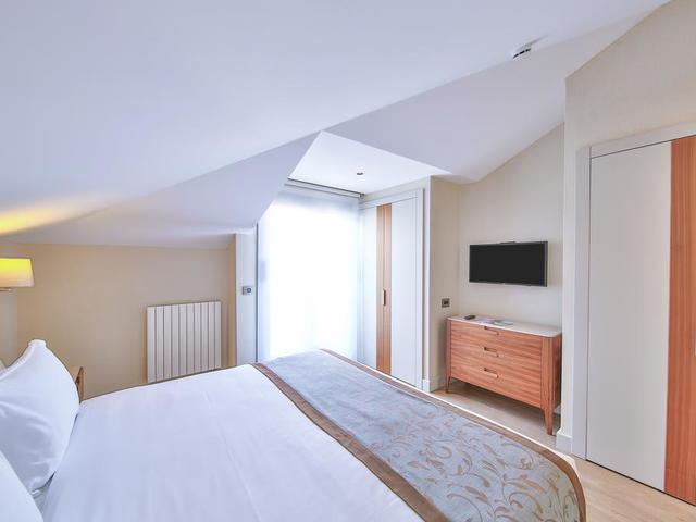 фотографии отеля TZL Suites изображение №43