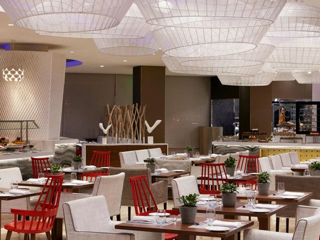 фото отеля InterContinental Doha Beach & Spa изображение №25