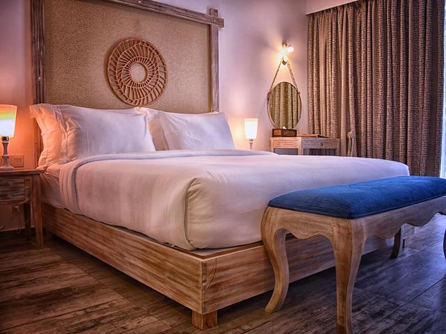 фото Triple O Six изображение №66