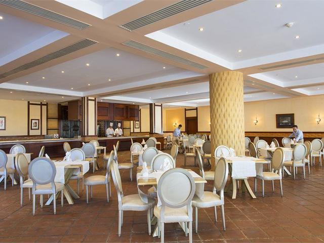 фото отеля Amwaj Oyoun Resort & Spa изображение №13