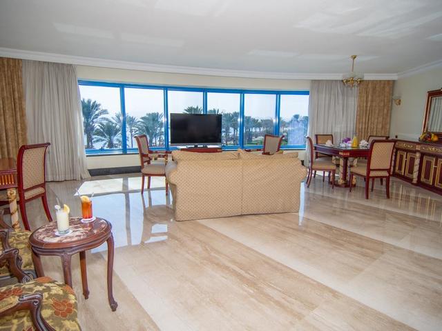 Royale soma. Palm Royale Resort - Soma Bay. Palm Royale Soma Bay (ex. Sentido Palm Royale Soma Bay; INTERCONTINENTAL Abu Soma. Palm Royale Soma Bay Resort план отеля. Отель Palm d’or Hotel 4 Family Room.