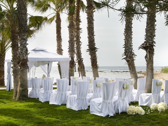 фото Louis Phaethon Beach изображение №70