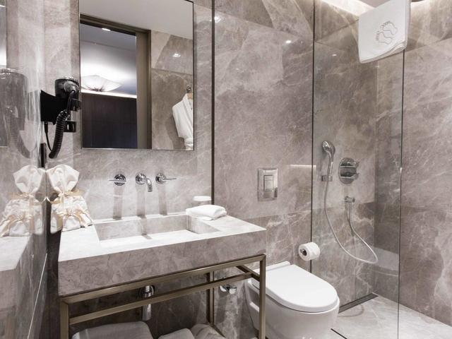 фотографии отеля Noble22 Suites изображение №19