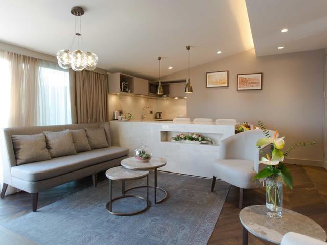 фото Noble22 Suites изображение №10