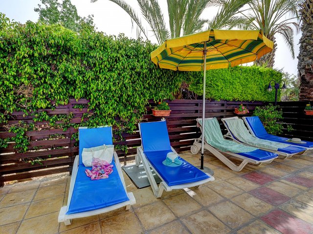 фото Renos Tourist Apartments изображение №10