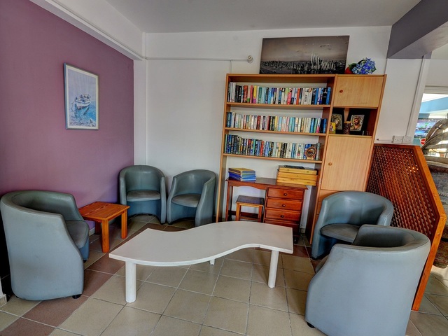 фотографии Renos Tourist Apartments изображение №8