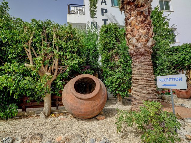 фотографии отеля Renos Tourist Apartments изображение №7