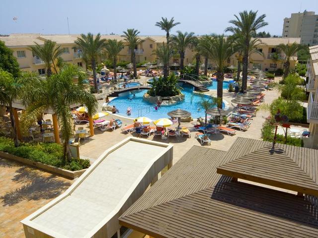 фото Tasia Maris Gardens изображение №6