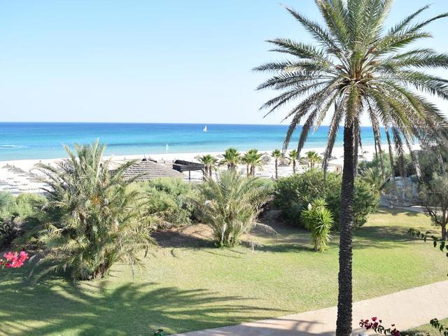 фото отеля Oceana Hotel & Spa (ex. TUI Blue Oceana Suites; TUI SENSIMAR Oceana Resort & Spa) изображение №37