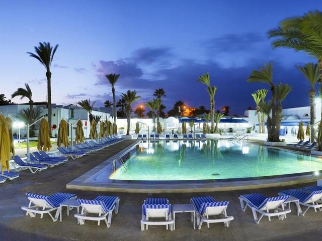 фото отеля Smy Hari Club (ex. Cooee Hari Club Beach Resort, Hari Club Beach Resort) изображение №33