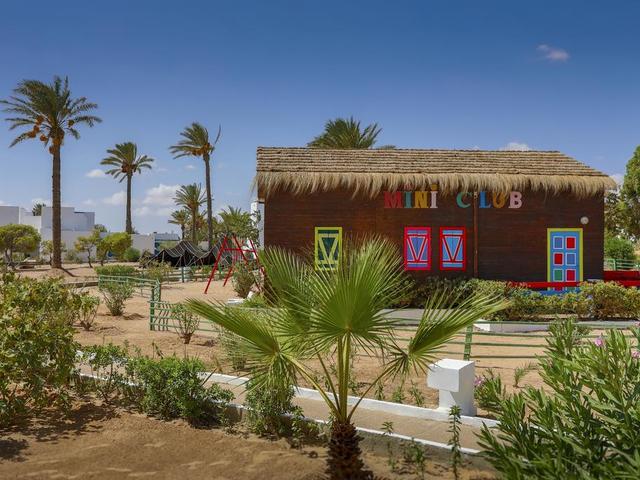 фото Smy Hari Club (ex. Cooee Hari Club Beach Resort, Hari Club Beach Resort) изображение №26