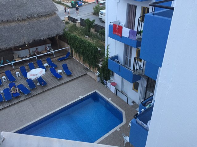 фотографии отеля Simple Hersonissos Blue (ex. Averinos Apartments)  изображение №7