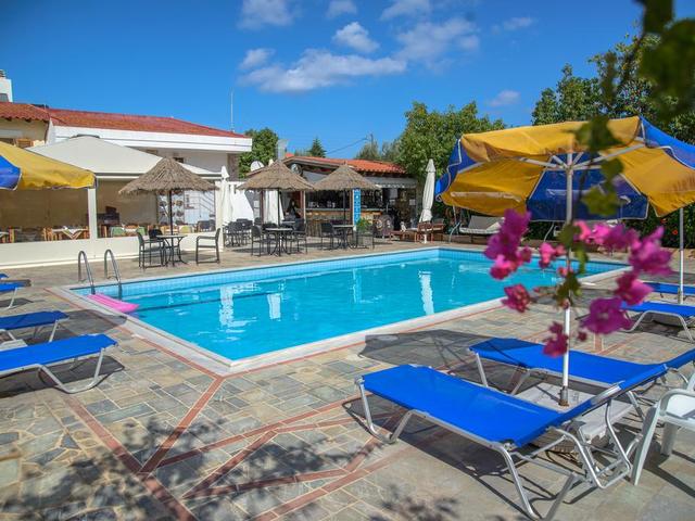 фото отеля Elpida Apartments изображение №25