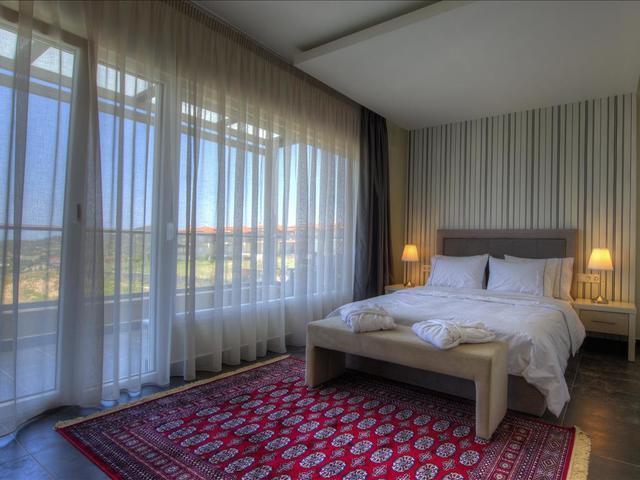 фото отеля Villa Grande - Sunny Villas Hanioti Halkidiki изображение №13