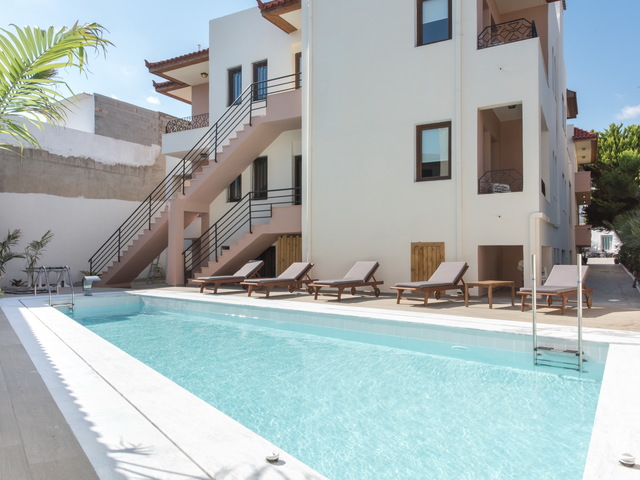 фото отеля Niriedes-Dionyssos Village изображение №1