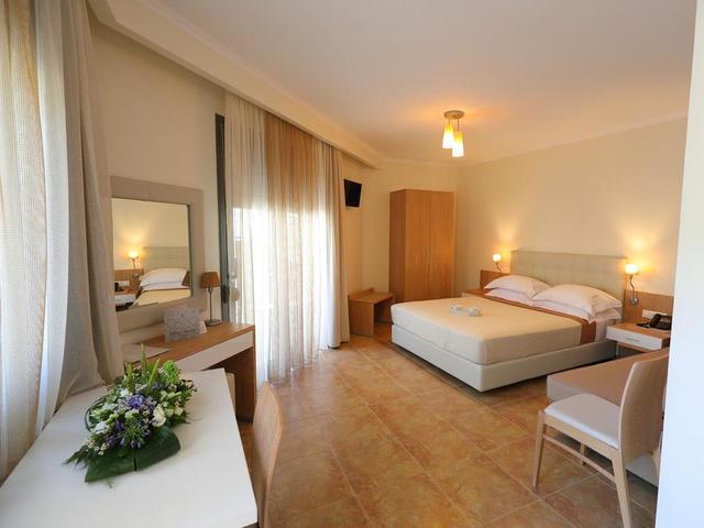 фото Artemis Plaza  изображение №10