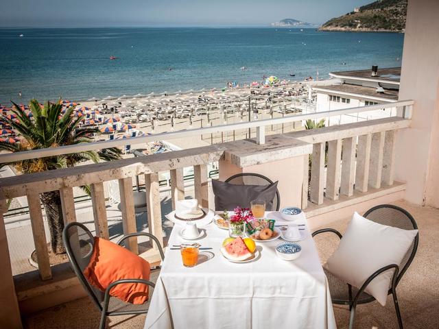 фотографии отеля Villa Eleonora изображение №19